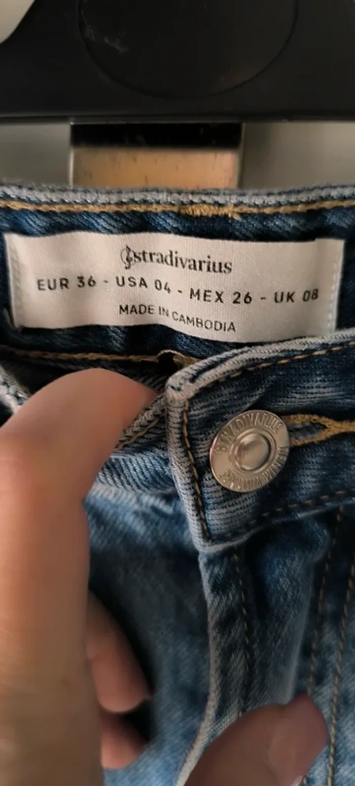 Jupe en jeans Stradivarius taille 36 neuve - photo numéro 2