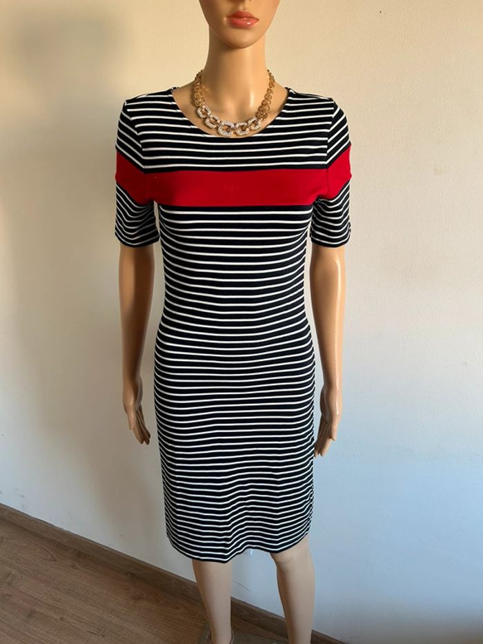 Robe rayée à manches courtes Esprit taille M jamais portée