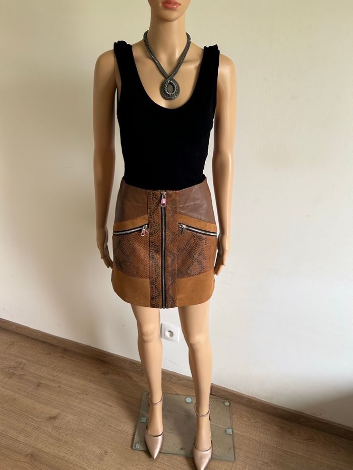 Jupe marron bi matière River Island taille européenne 36 jamais portée - photo numéro 3