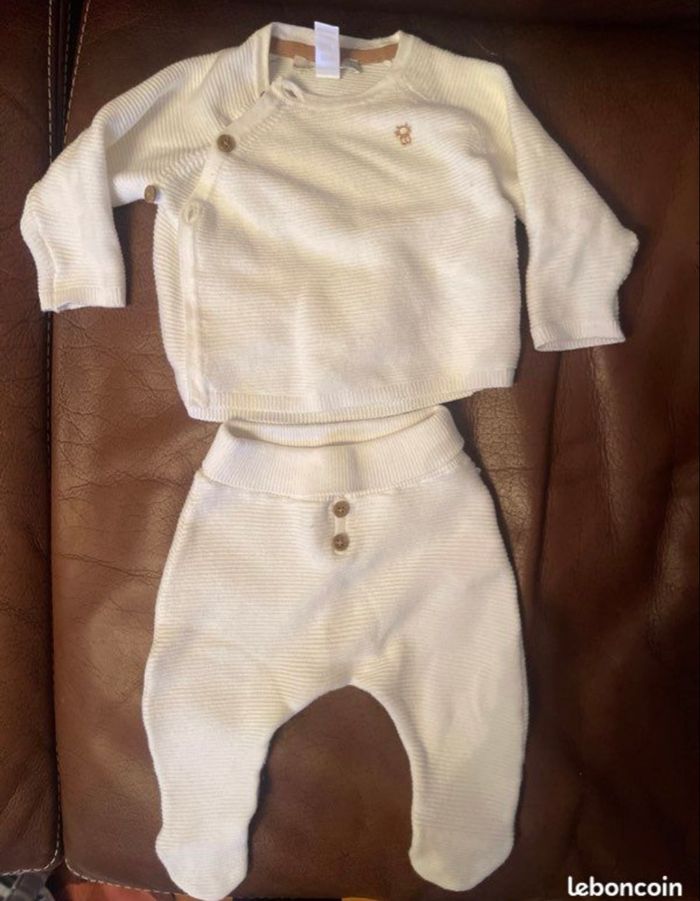 Lots de vêtements 1 mois - photo numéro 7