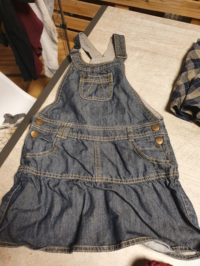 Lot vetements 5 ans fille - photo numéro 5
