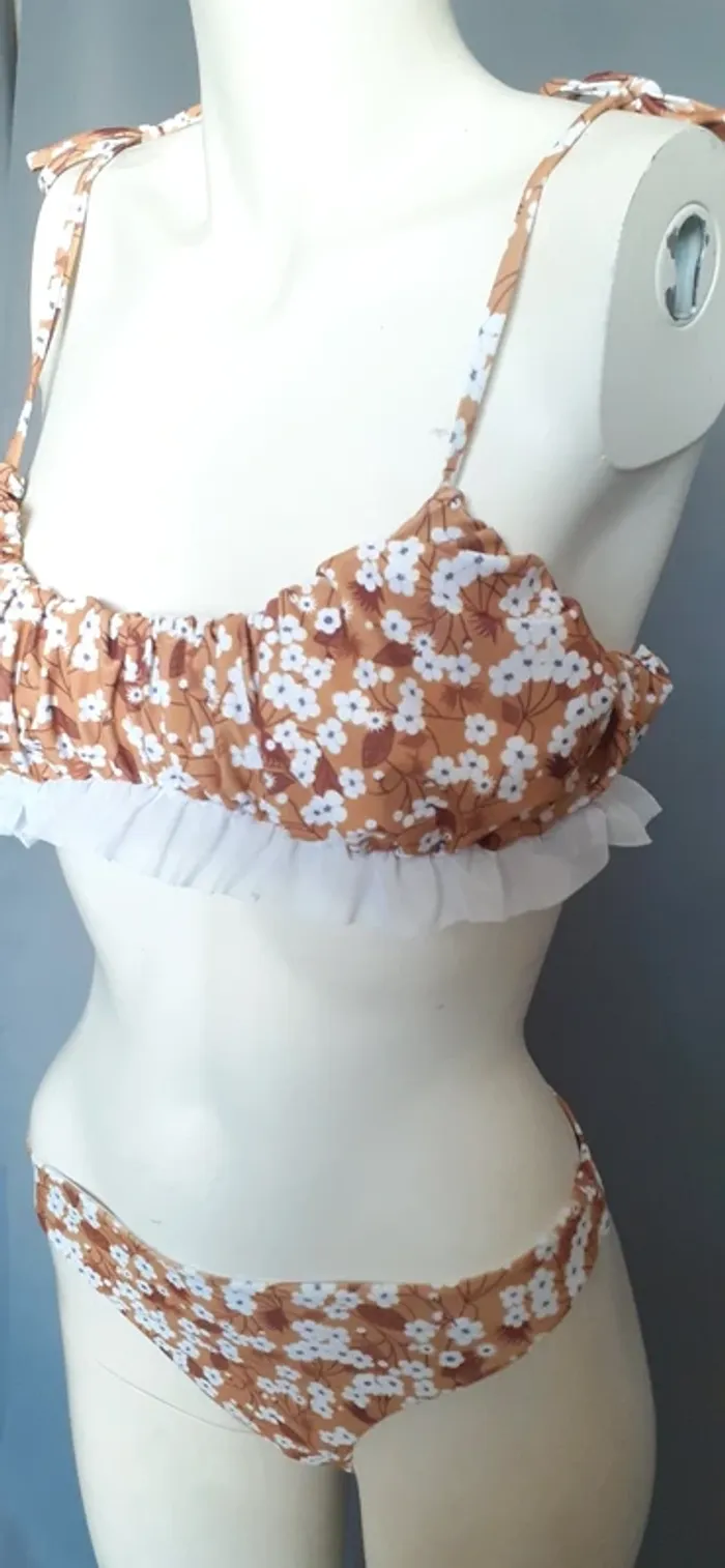 Joli maillot de bain - photo numéro 4