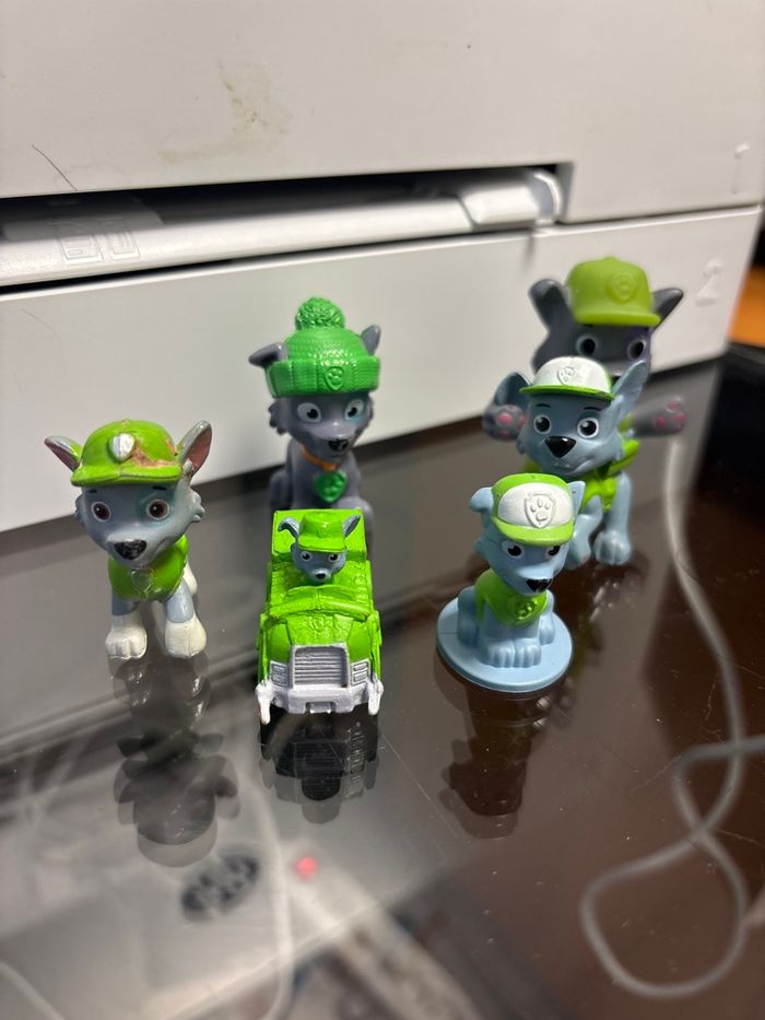 Figurines paw patrol , rocky