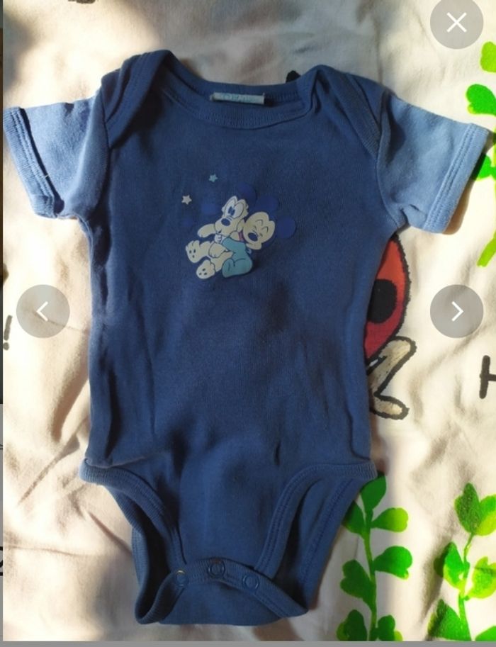 Lot 2 bodies 1 mois - photo numéro 2