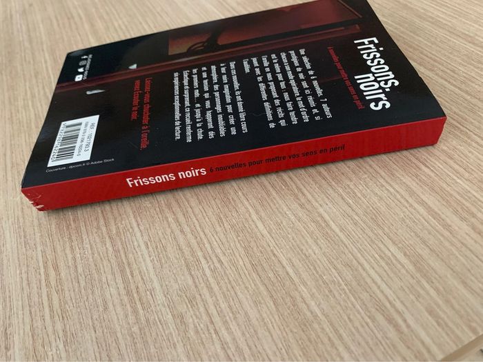 Livre frissons noirs - photo numéro 3