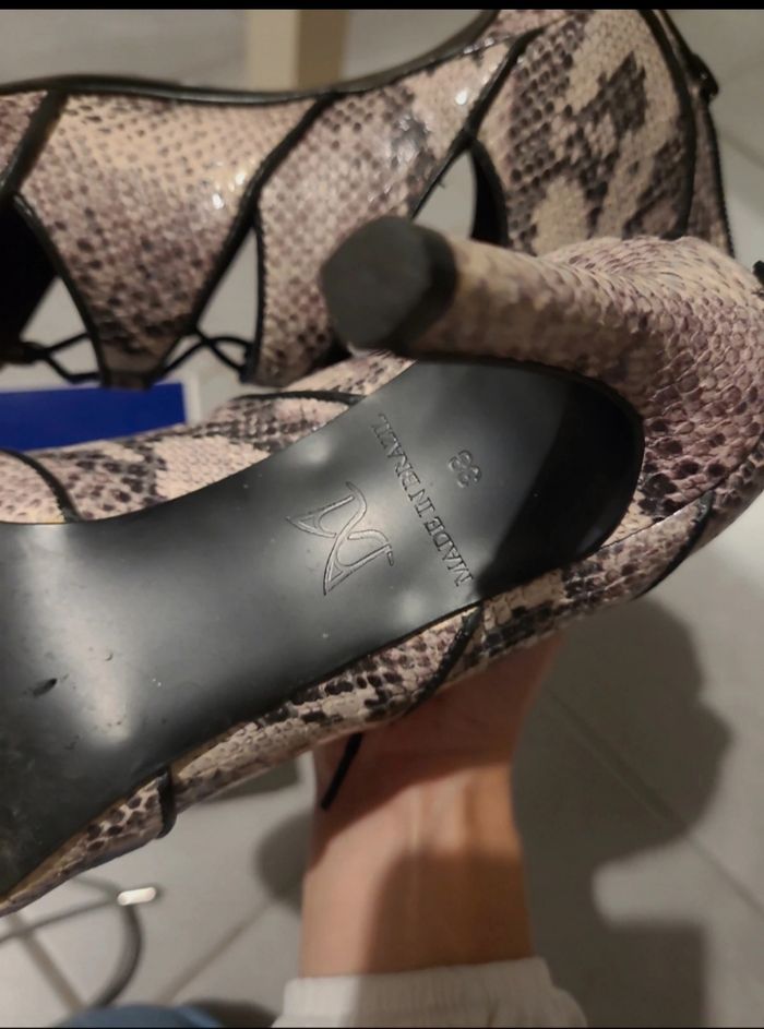 chaussures-talon-andre-motif python-pointure-38-lacage talon 8cm - photo numéro 5