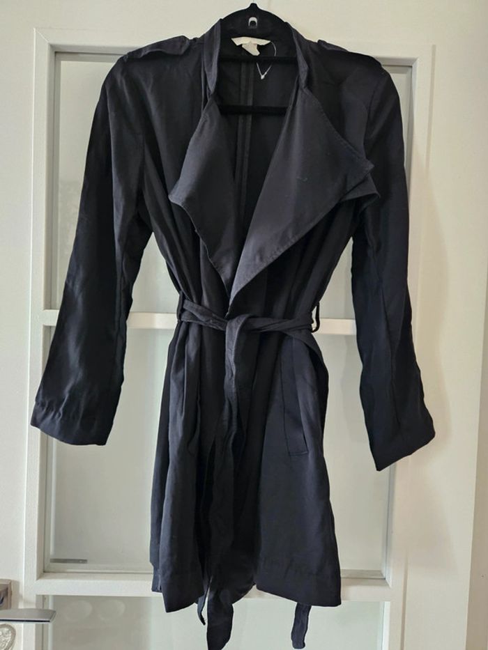 Veste légère ceinturée noire H&M