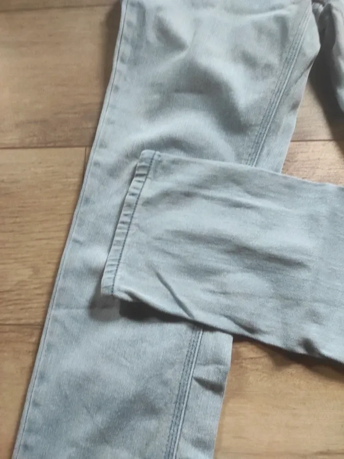 Jean taille 38 - photo numéro 2