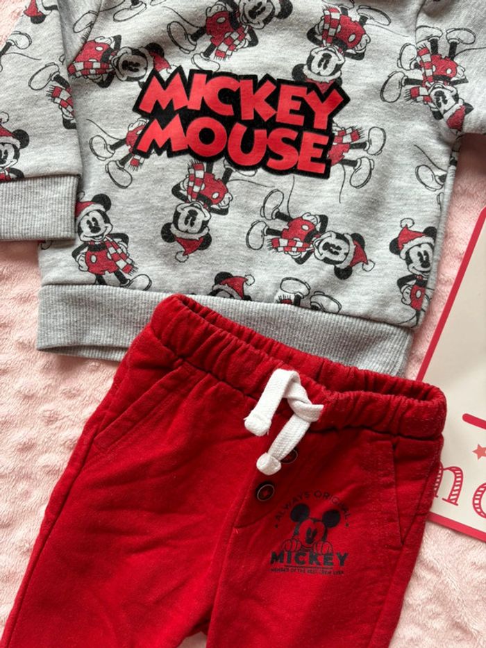 Ensemble 1 mois Mickey - photo numéro 2