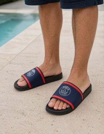Sandales de bain PSG Nike taille 38