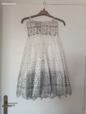 Vends Robe de Cérémonie Fille 12 ans
