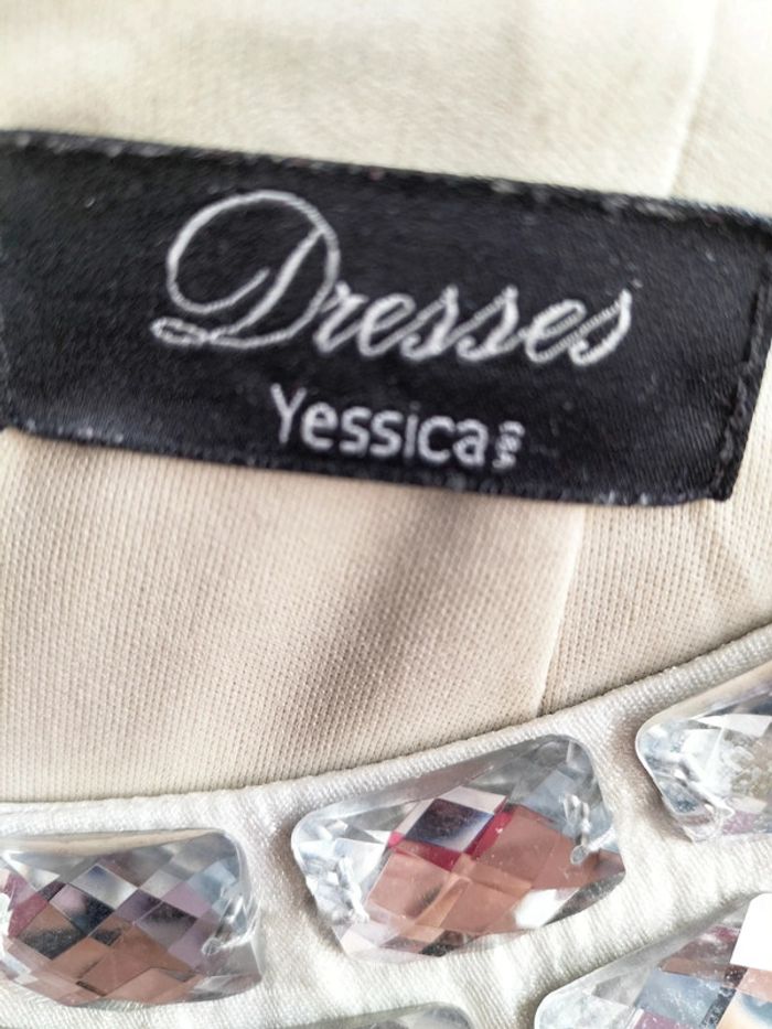 Jolie robe - photo numéro 7