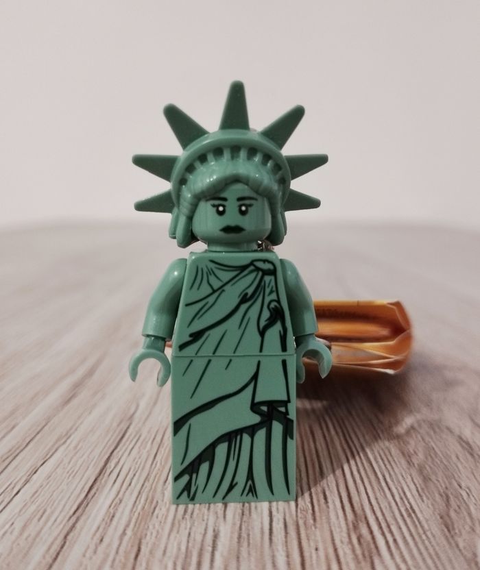 LEGO 854082 porte-clés Statue de Liberté - photo numéro 3