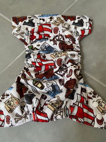 Couché de marque inconnue bon état