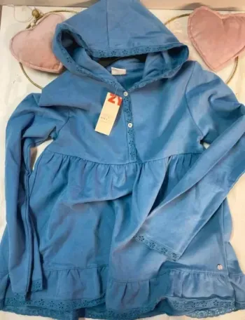 Blouse à capuche fille (neuf) - Taille 11 ans