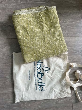 Écharpe de portage de la marque Neobulle modèle Jungle
Taille 6=4m60