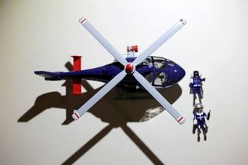 Playmobil hélicoptère police + 2 personnages police