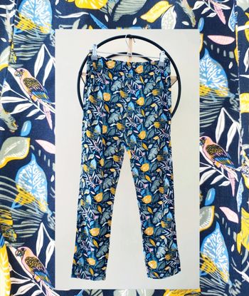 11 ans pantalon fluide léger Gémo ( étiquette coupée)