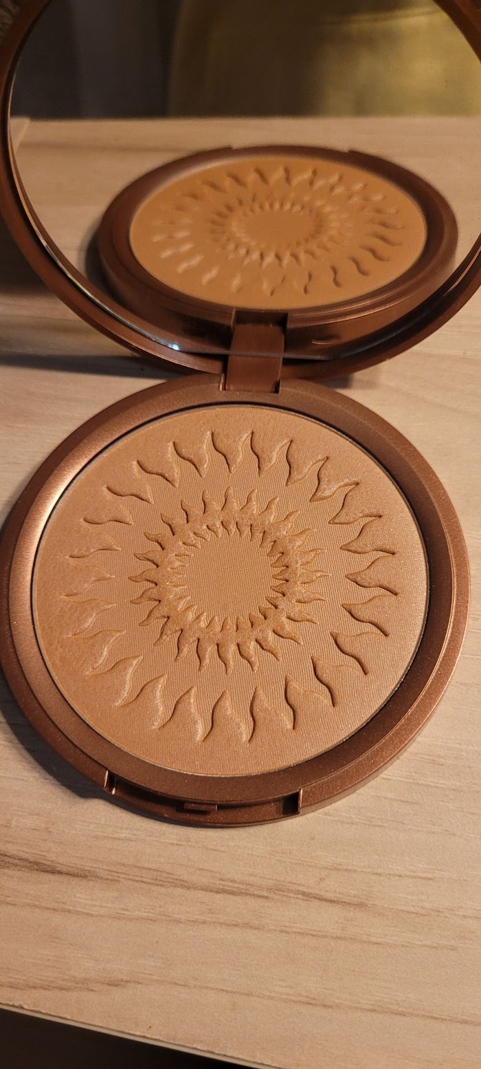 Poudre bronzante honey sand. - photo numéro 2