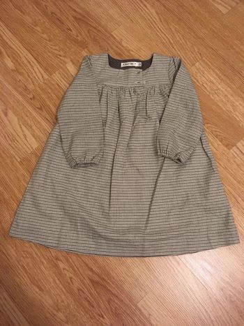 Robe bébé fille (Taille 12-18 mois / 80 cm).
