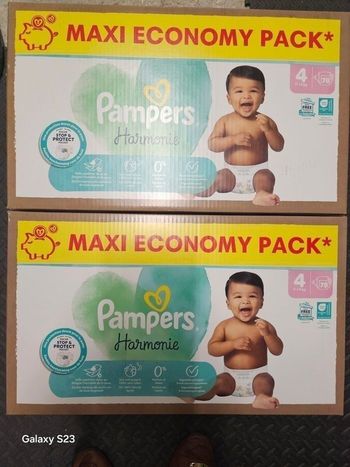 2 cartons de couches pampers harmonie taille 4