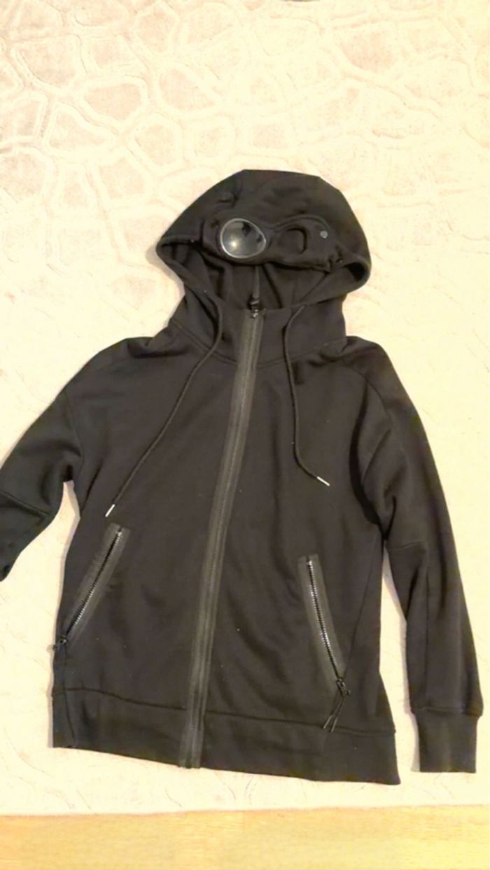 Gilet,  Hoodie, Veste CP Company (pas authentique : 1.1) - photo numéro 2