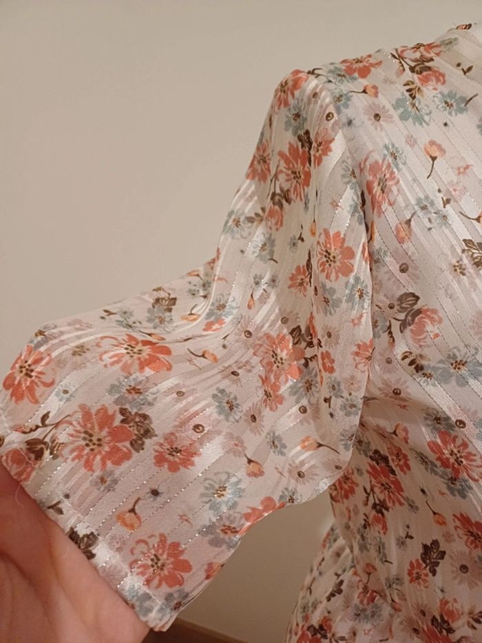 Robe blanche chic cache-coeur fleurie Actuelle taille S/M 36/38 - photo numéro 5