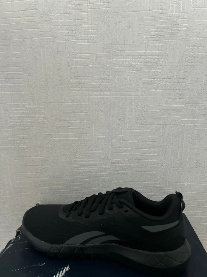 Baskets Reebook flexagon force 4 black mono 36.5 - photo numéro 2