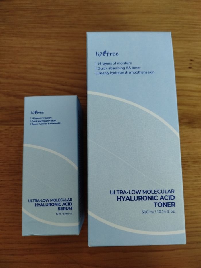 Isntree lot toner + serum