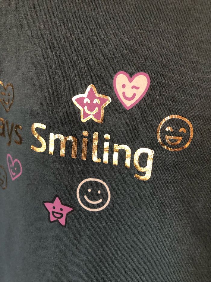 T-shirt vert imprimé doré 4-5 ans Primark - photo numéro 2