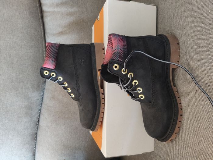 Boots cuir Timberland Premium noir/rose 31