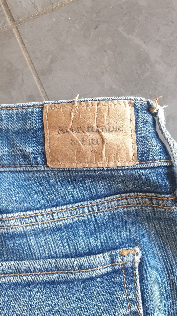 Jeans Abercrombie & Fitch - photo numéro 3