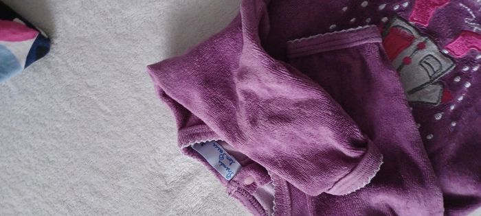 Très beau petit pyjama une pièce bébé fille T 3 mois - photo numéro 5