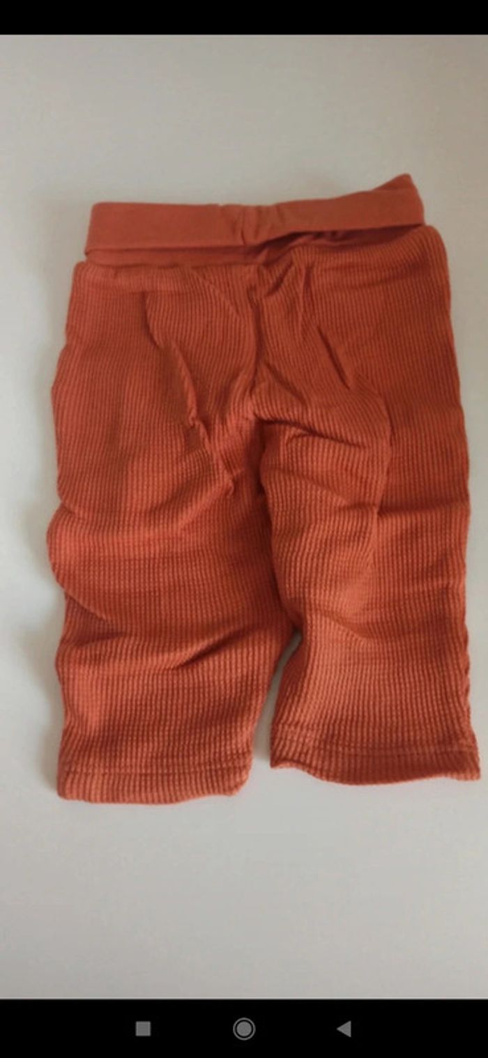 Pantalon 3 mois - photo numéro 2