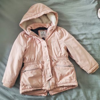 Lot vêtements et manteau 5ans