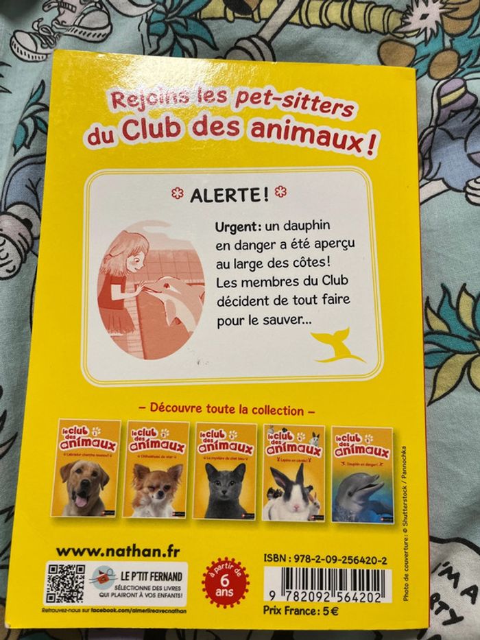 Roman jeunesse Le club des animaux dauphins en danger - photo numéro 2