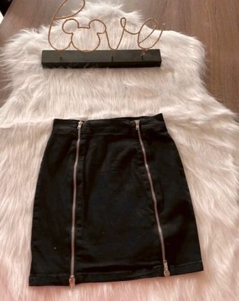 Très belle jupe noire en jeans doubles fermetures 🥰 taille 32 tally weijl