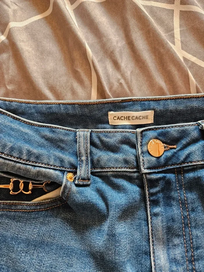 Jean Cache Cache taille 40 - photo numéro 3