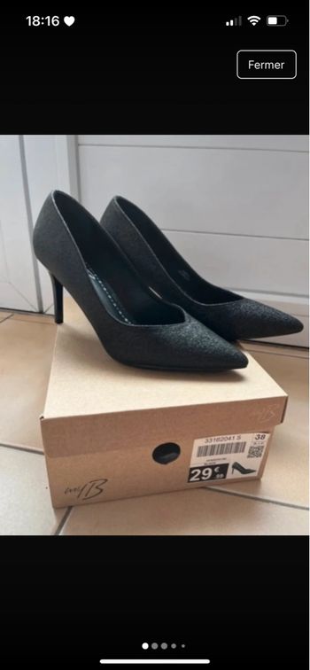 Escarpins noir à paillettes taille 38 neuf de chez Chaussea