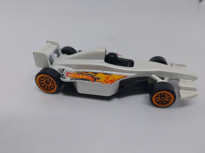 Hot Wheels GP-2009 Multi Pack Excusive 2017 - photo numéro 2