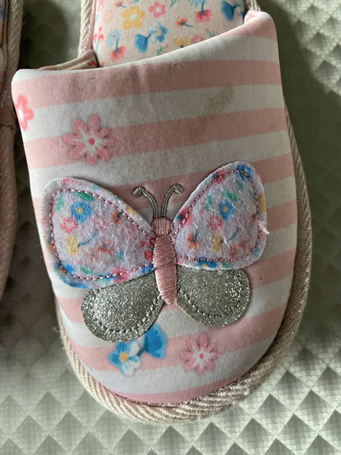 Pantoufles papillon - photo numéro 3