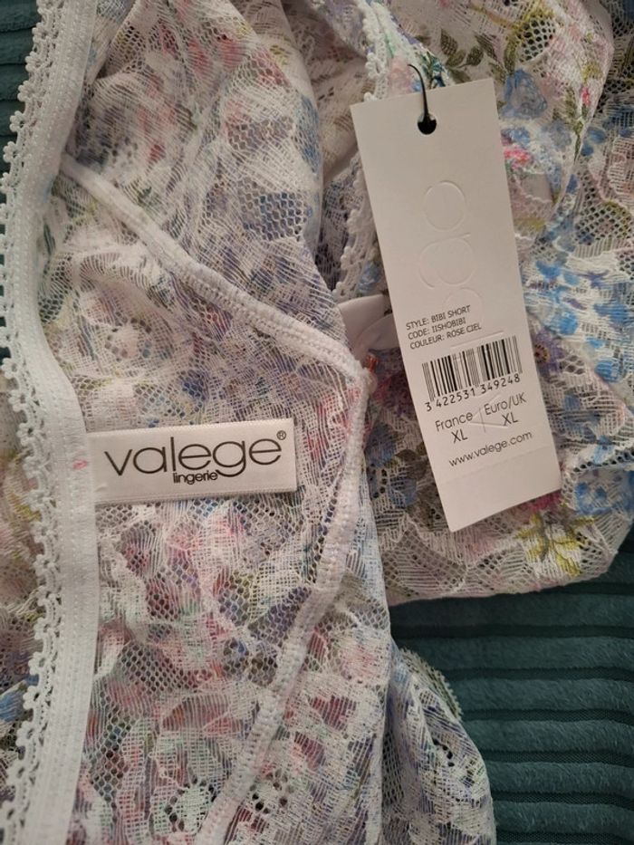 Ensemble débardeur et son shorty Valege Neuf - photo numéro 7