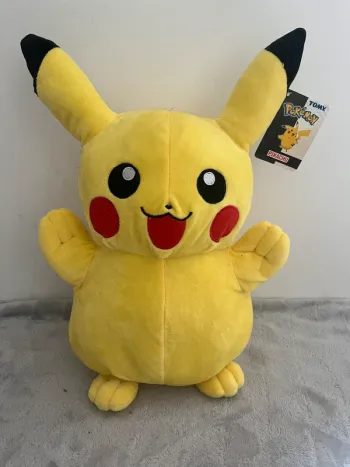 Peluche Pikachu