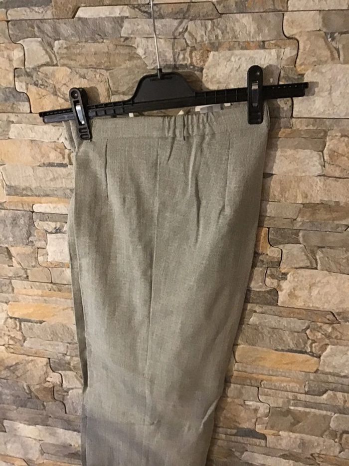 Pantalon de couleur gris clair taille36 marque Godske - photo numéro 2
