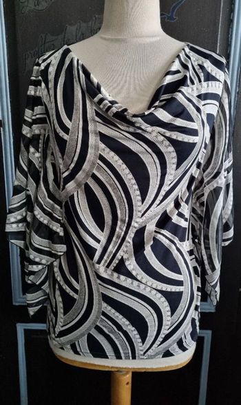 Blouse légère à motifs gris et noir taille M