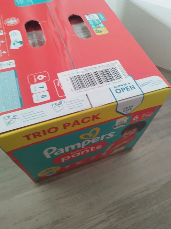 Trio pack Pampers  96 couches 14-19 kilos - photo numéro 2