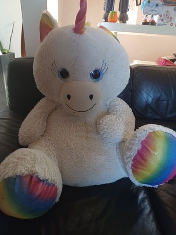 Grosse peluche licorne