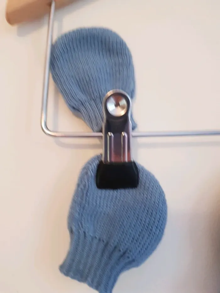Ensemble bonnet + moufles - photo numéro 2