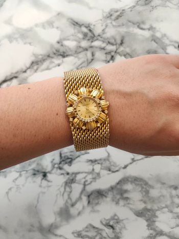 Montre vintage doré