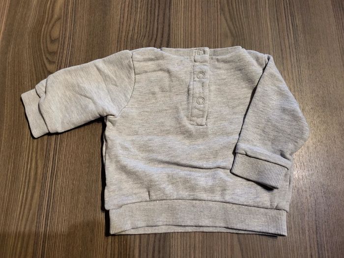 Pull taille 3 mois (56/62 cm) - photo numéro 2